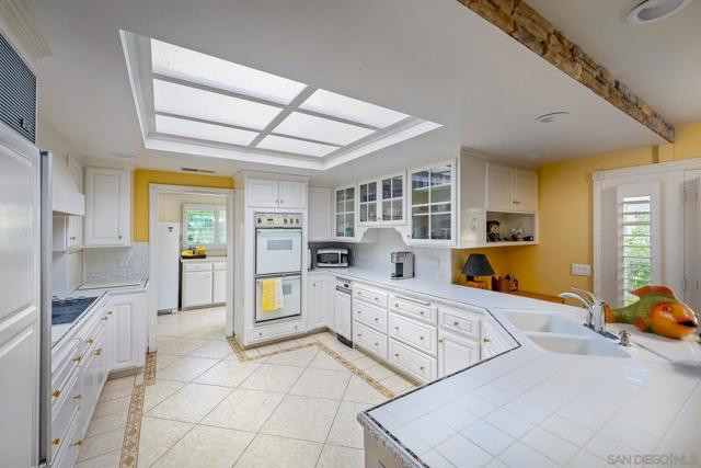 13764 McNally Rd, Valley Center CA: https://media.crmls.org/mediaz/45f5e617-7756-4b78-814c-0b3711d7bbef.jpg