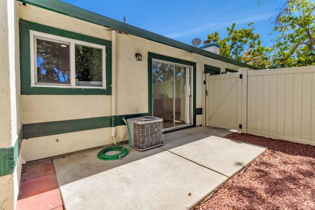 674 Galleon Court, San Jose CA: https://media.crmls.org/mediaz/45f71e71-3a59-4bf9-8eef-282598b23b72.jpg