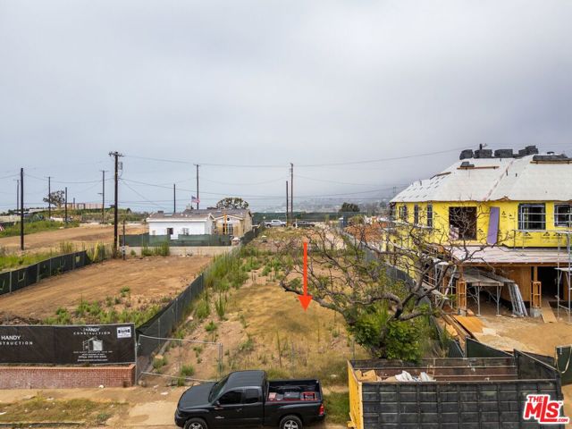 335 Beirut Avenue photo 5