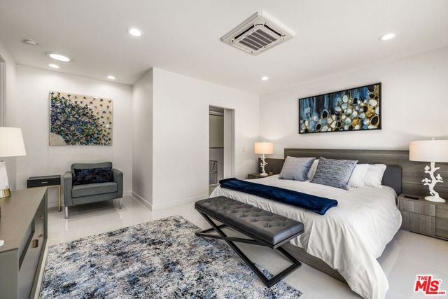 71581 Halgar Road, Rancho Mirage CA: https://media.crmls.org/mediaz/45f8ffb9-2886-4bab-94a3-cac74beaba31.jpg