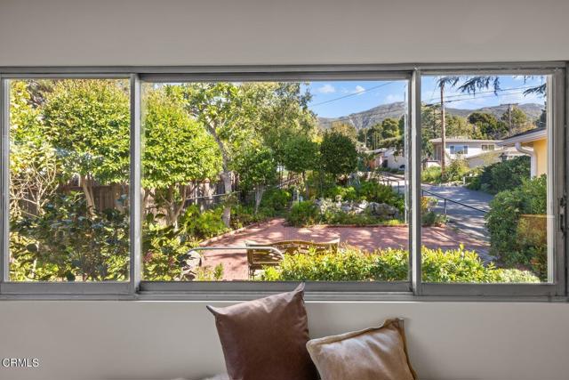 Detail Gallery Image 4 of 34 For 2912 Henrietta Ave, La Crescenta,  CA 91214 - 3 Beds | 2 Baths
