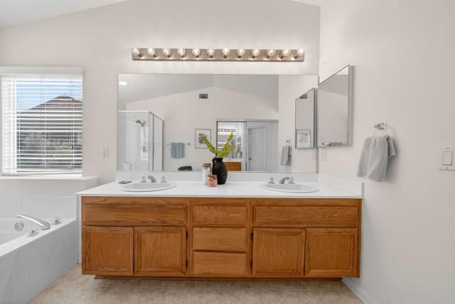 Detail Gallery Image 32 of 55 For 9783 Kika Ct, San Diego,  CA 92129 - 3 Beds | 2/1 Baths