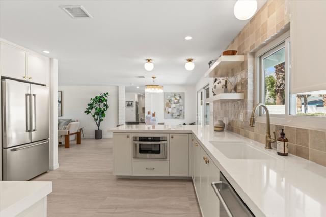 1177 S Farrell Drive, Palm Springs CA: https://media.crmls.org/mediaz/45f987aa-5e91-4288-8c5f-5fb9e3ee7d5e.jpg