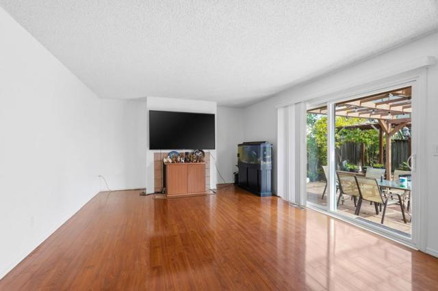2878 Glen Ascot Way, San Jose CA: https://media.crmls.org/mediaz/45f9b284-61cf-4b64-94d8-63bab8ea4678.jpg