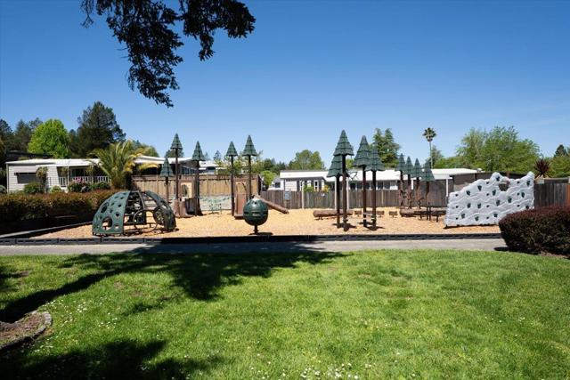 444 Whispering Pines Drive, Scotts Valley CA: https://media.crmls.org/mediaz/45f9fc08-edab-4a0a-81f1-21a45f0a6ff2.jpg