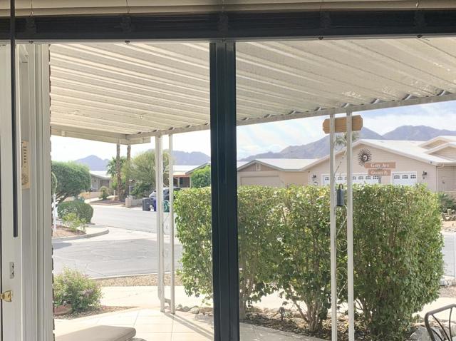 42627 Granite Place, Palm Desert CA: https://media.crmls.org/mediaz/45fa4c24-decd-47b7-8af9-188ab7c7dc02.jpg
