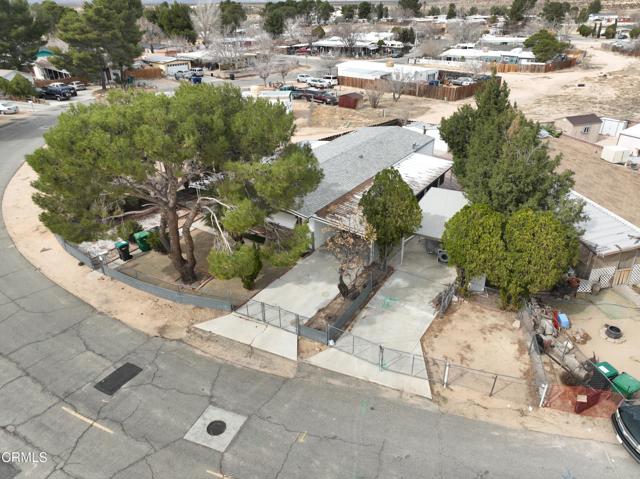 354 Morning Glory Drive, California City CA: https://media.crmls.org/mediaz/45fab041-fe95-425f-a659-0a8279df7397.jpg