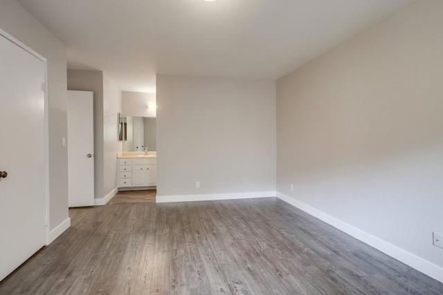 5025 Collwood Way, San Diego CA: https://media.crmls.org/mediaz/45fafb9f-1e52-4ff3-8fe7-2077dee6a67b.jpg