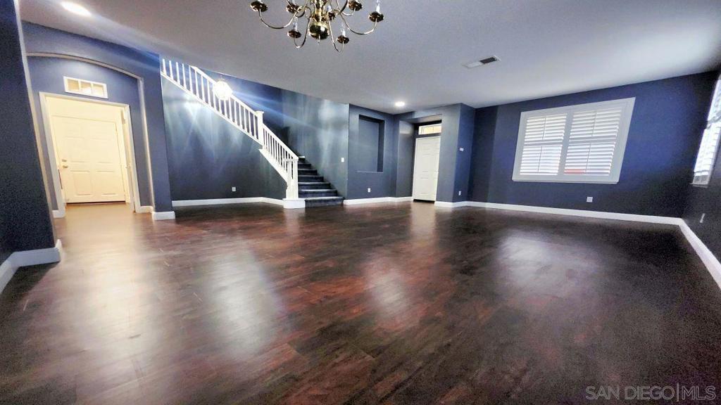 MLS #250045017SD image #16