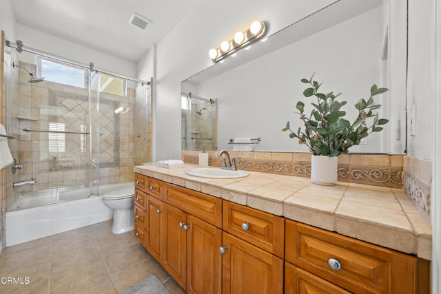 Detail Gallery Image 27 of 34 For 4400 Cartwright Ave #301,  North Hollywood,  CA 91602 - 2 Beds | 2 Baths