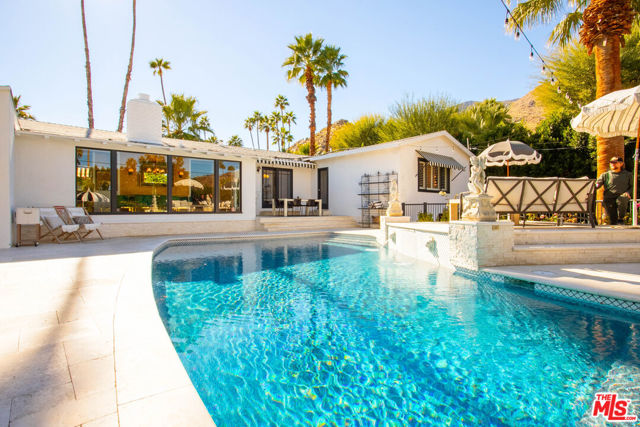 148 W Camino Descanso, Palm Springs, CA 92264