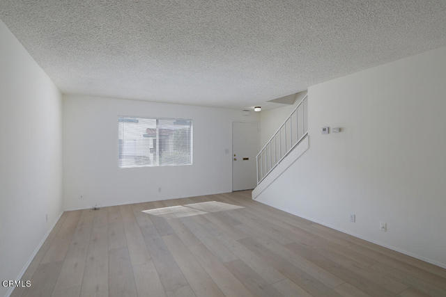 Detail Gallery Image 3 of 21 For 631 Claraday St #15,  Glendora,  CA 91740 - 3 Beds | 2/1 Baths