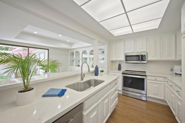 5201 Cribari-Hills, San Jose CA: https://media.crmls.org/mediaz/45fd0cff-90f6-4f1d-9e9c-96f6a48d1db6.jpg