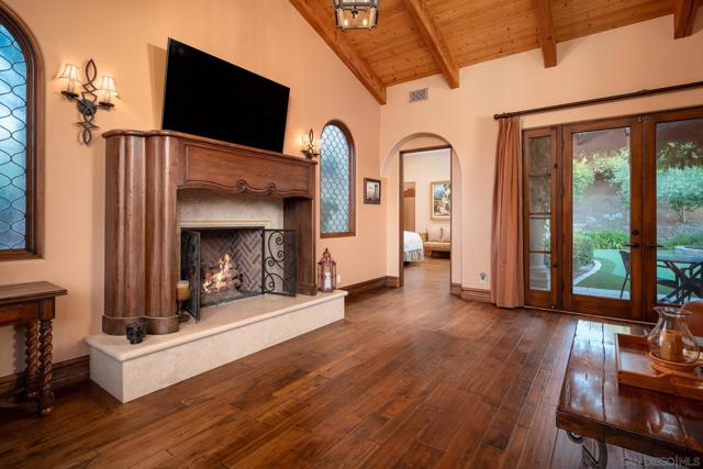 18486 Via Candela, Rancho Santa Fe, California 92091, 5 Bedrooms Bedrooms, ,5 BathroomsBathrooms,Single Family Residence,For Sale,Via Candela,250016891SD