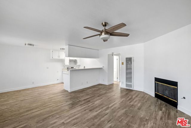 1540 260th Street, Harbor City CA: https://media.crmls.org/mediaz/45fdddb7-76a9-4c6e-80c6-30986c2cb13d.jpg