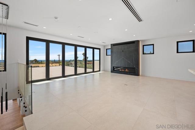 1009 Arcadia Road, Encinitas CA: https://media.crmls.org/mediaz/45ff4a5e-7b18-46e7-9981-7072415ea28a.jpg