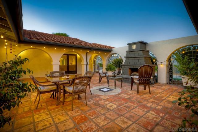2064 Santa Margarita Dr., Fallbrook CA: https://media.crmls.org/mediaz/4600213f-a4ca-4f7a-aac5-5ca64c0bc81b.jpg