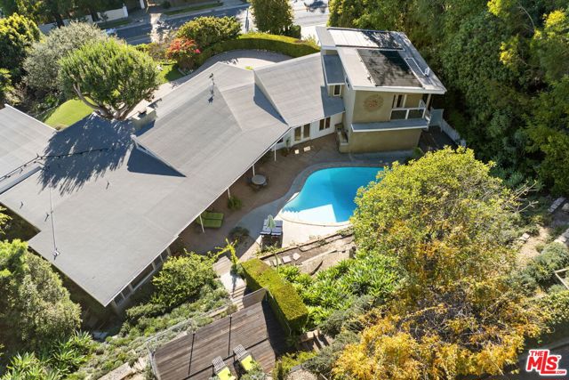 Drew Fenton | 11215 W Sunset Boulevard Los Angeles CA | MLS: 7520415 Drew Fenton | 11215 W Sunset Boulevard Los Angeles CA | MLS: 7520415