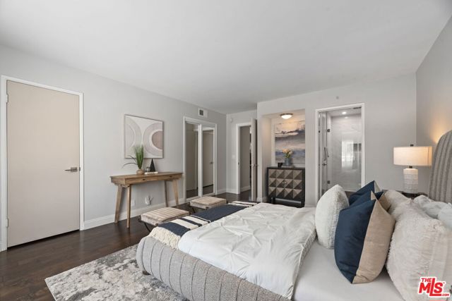 1541 Stoner Avenue, Los Angeles CA: https://media.crmls.org/mediaz/46020f32-ce40-4983-8a27-b8588aea3f15.jpg