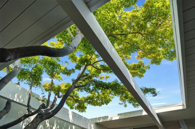 200 Loon Court, Foster City CA: https://media.crmls.org/mediaz/460283a0-9cda-4601-8438-2ef4c06b062a.jpg