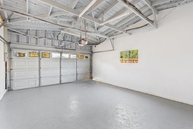 12405 Royal Rd, El Cajon CA: https://media.crmls.org/mediaz/46030f60-9844-49fc-bf2e-ad386fdbbcf9.jpg