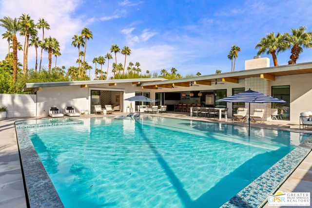 1189 N Rose Avenue, Palm Springs CA: https://media.crmls.org/mediaz/4603c83b-703c-4751-a43c-e69e998b7866.jpg