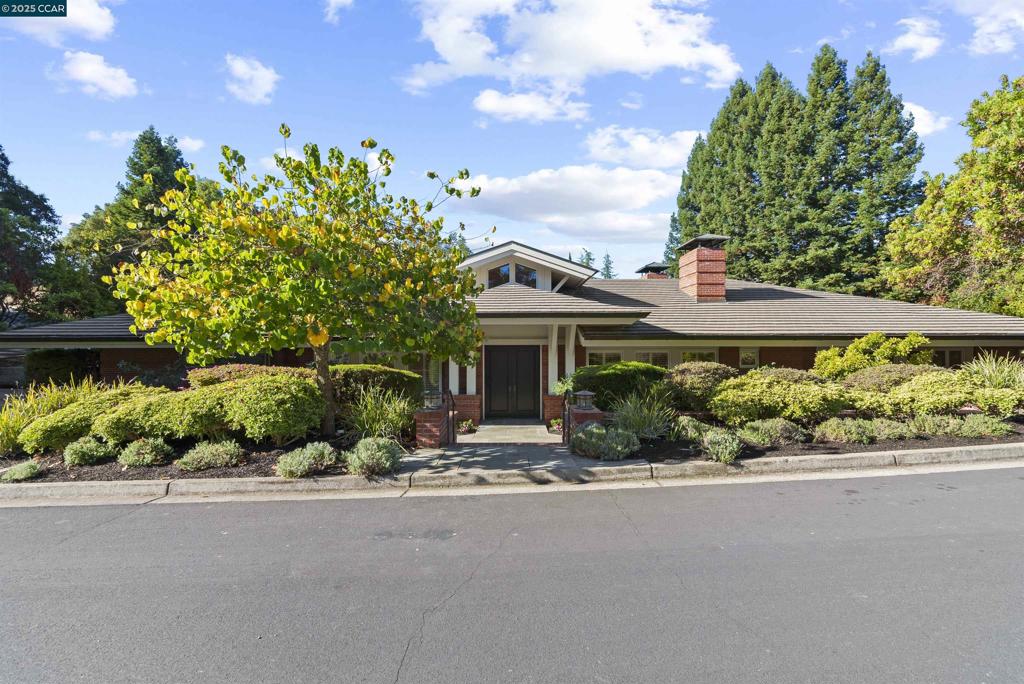 15 Orinda View Road