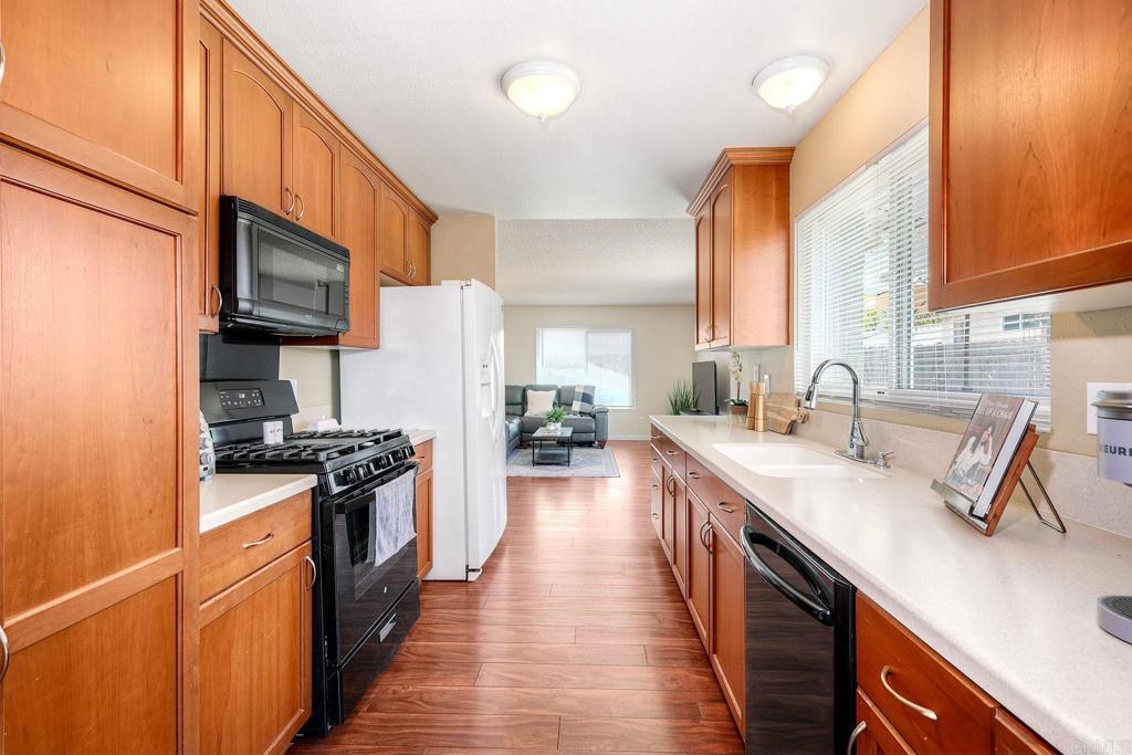 1114 Red Hawk Way - photo 14