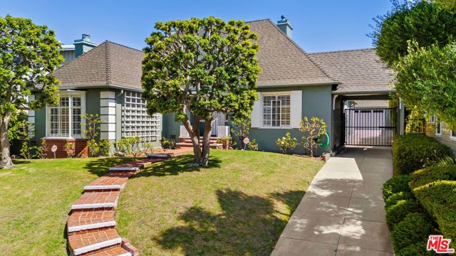 Details for 2752 Club Drive, Los Angeles, CA 90064