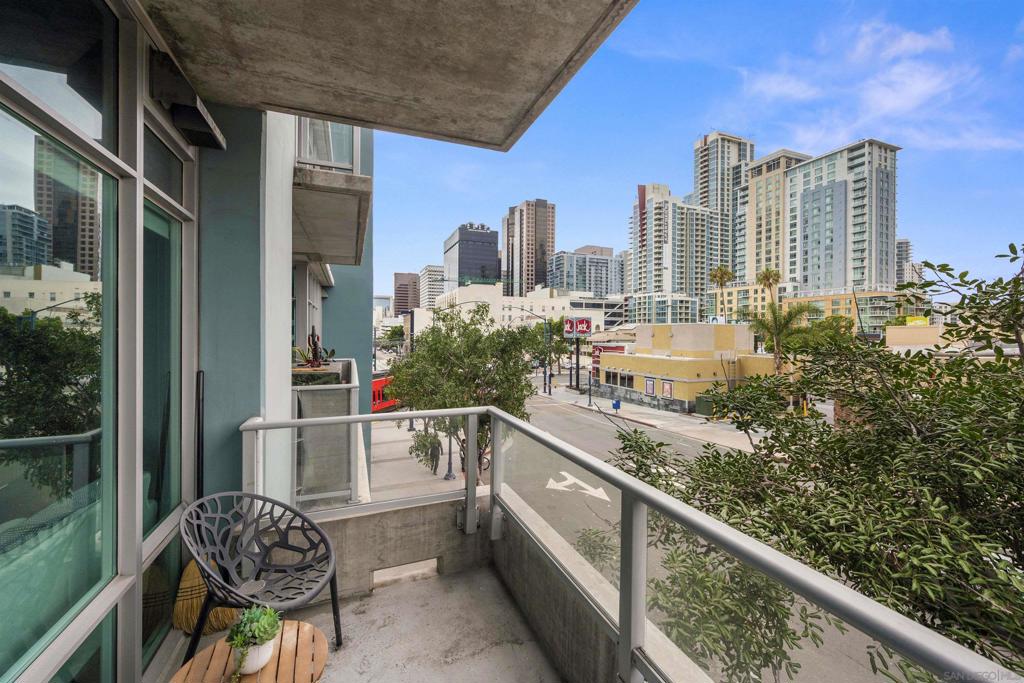 1080 Park Blvd. - photo 17
