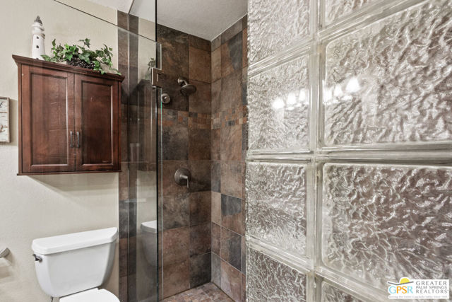 Image 21 of 25 For 31200 Landau Boulevard 402