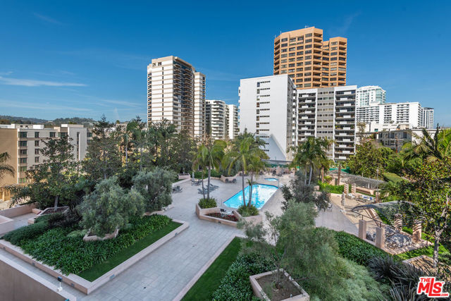 10490 Wilshire Boulevard, Los Angeles CA: https://media.crmls.org/mediaz/4605f262-8290-4d16-8c12-0d546c4747a7.jpg