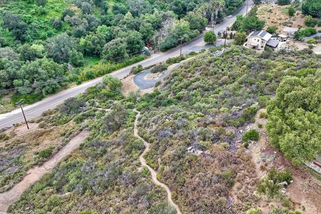 Detail Gallery Image 12 of 13 For 25183 Jesmond Dene Rd, Escondido,  CA 92026 - – Beds | – Baths