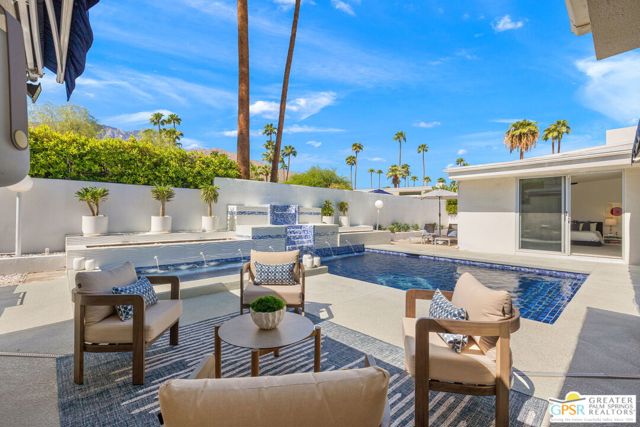 2087 S Toledo Avenue, Palm Springs, CA 92264