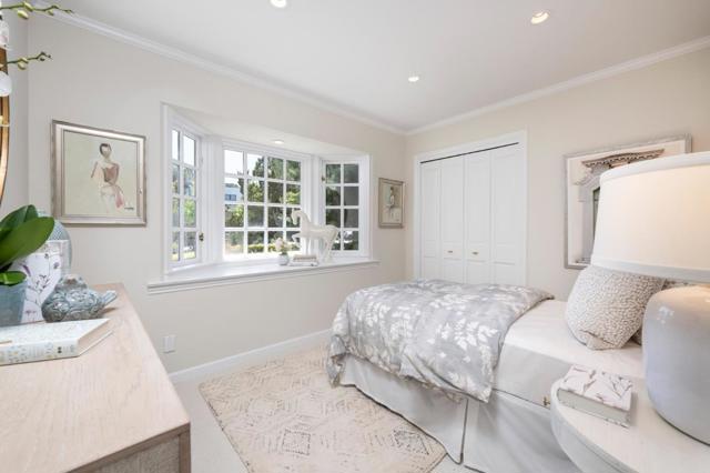 50 Roberts Way, Hillsborough CA: https://media.crmls.org/mediaz/46073281-1d95-4093-9532-7df8daa2284f.jpg