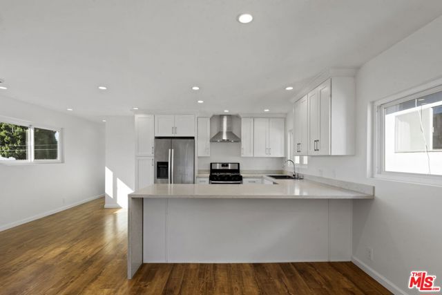 12219 Culver Boulevard, Los Angeles CA: https://media.crmls.org/mediaz/46089526-390d-4f30-9d7f-1b16cc070c4a.jpg