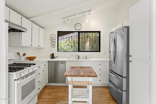 Detail Gallery Image 10 of 35 For 43300 Little River-Airport Rd #92,  Little River_1,  CA 95456 - 2 Beds | 1 Baths