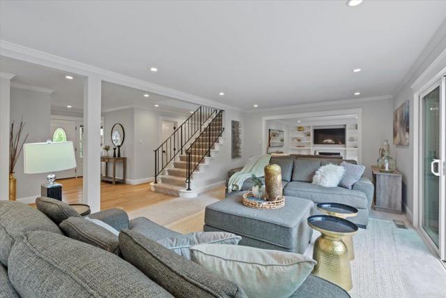 2013 Avignon Place, Half Moon Bay CA: https://media.crmls.org/mediaz/46090dce-d614-499c-868e-88cea20c29d8.jpg