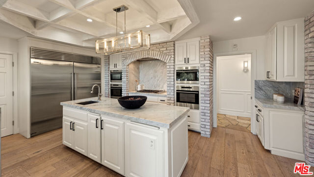 Drew Fenton | 3123 Stone Oak Drive Los Angeles CA | MLS: 7171865
