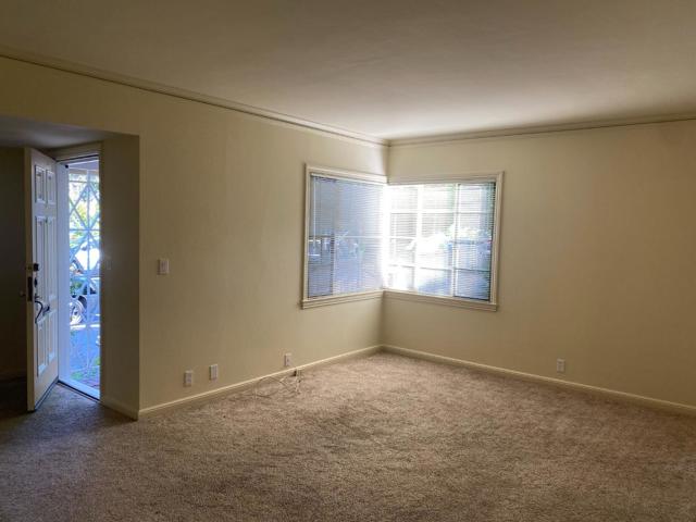305 Catalpa Street, San Mateo CA: https://media.crmls.org/mediaz/4609e99c-d7ae-4289-8b8b-25ad25f11921.jpg