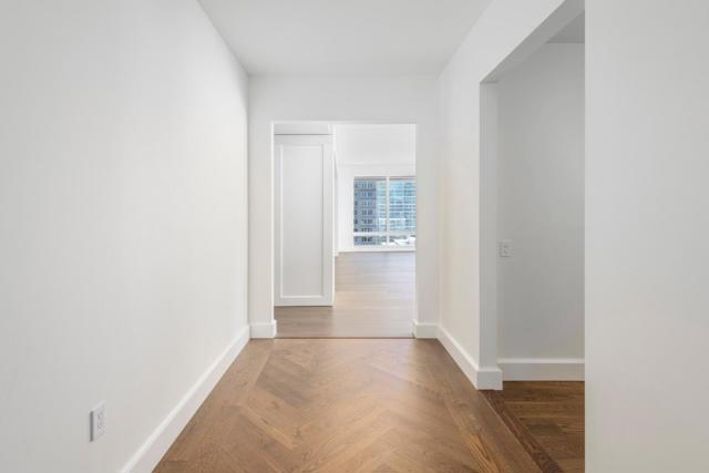 706 Mission Street, San Francisco CA: https://media.crmls.org/mediaz/460b9876-ab74-487f-81ea-aaf560aeadb8.jpg