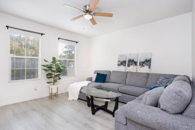 Detail Gallery Image 13 of 26 For 2203 Huntington Point Dr #4,  Chula Vista,  CA 91914 - 3 Beds | 2/1 Baths