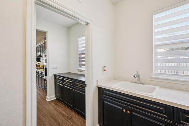 Detail Gallery Image 11 of 35 For 33294 Barmetta Ln, Temecula,  CA 92592 - 4 Beds | 2/1 Baths