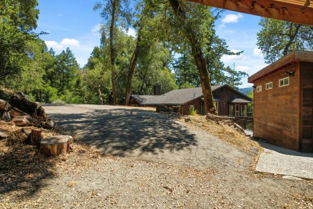 325 Vista Terrace, Boulder Creek CA: https://media.crmls.org/mediaz/460d8226-0587-4069-943e-89378dc3fc1b.jpg