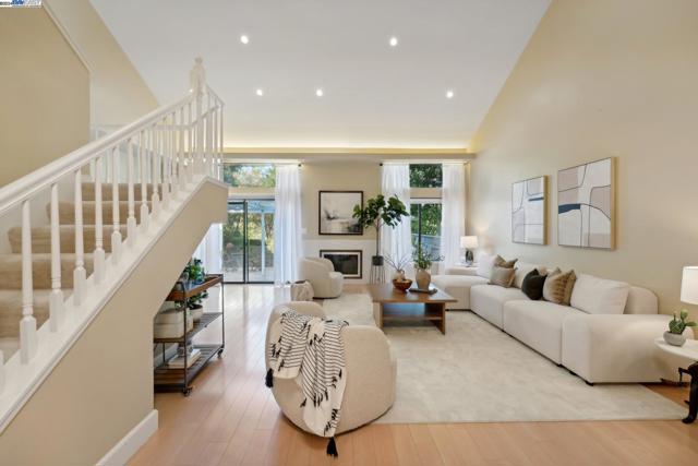 108 Kingswood Cir, Danville CA: https://media.crmls.org/mediaz/460e6085-444e-4f7f-9693-a2039f36522f.jpg