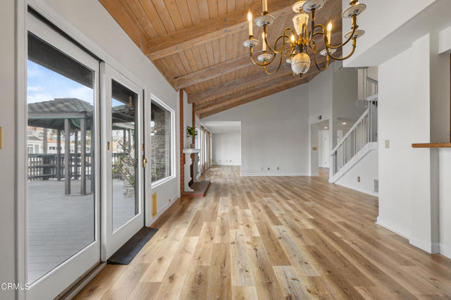 2524 Monaco Drive, Oxnard CA: https://media.crmls.org/mediaz/460e9b0b-2ba5-4713-9038-9f1a451deedf.jpg