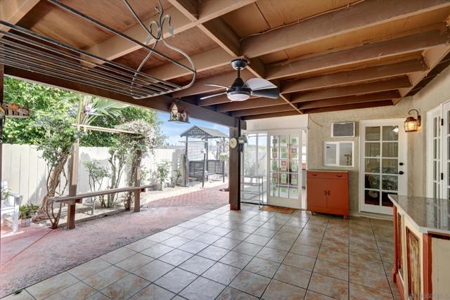 3956 San Pablo Ave, Oceanside CA: https://media.crmls.org/mediaz/460ea739-68f0-43a1-bffa-ddb781df0c05.jpg