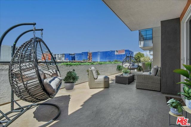 3650 5th Avenue, San Diego CA: https://media.crmls.org/mediaz/460f8efc-c556-45aa-aae2-9f1605af7752.jpg