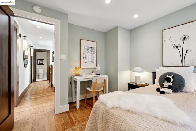 38 Bonita Ave., Piedmont CA: https://media.crmls.org/mediaz/460fcb1a-ddde-4d96-b64a-2747e0432858.jpg