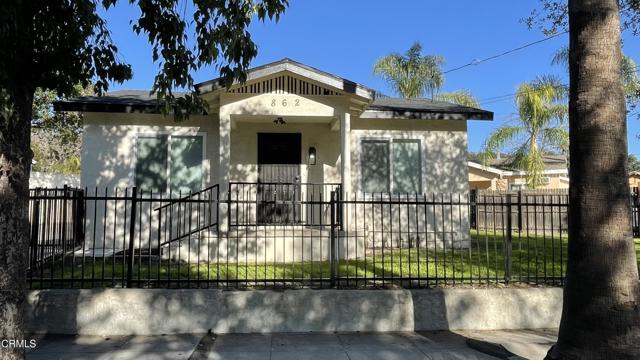 862 Sunset Avenue, Pasadena CA: https://media.crmls.org/mediaz/4610541d-e996-4cd0-b12f-fd8badda2830.jpg